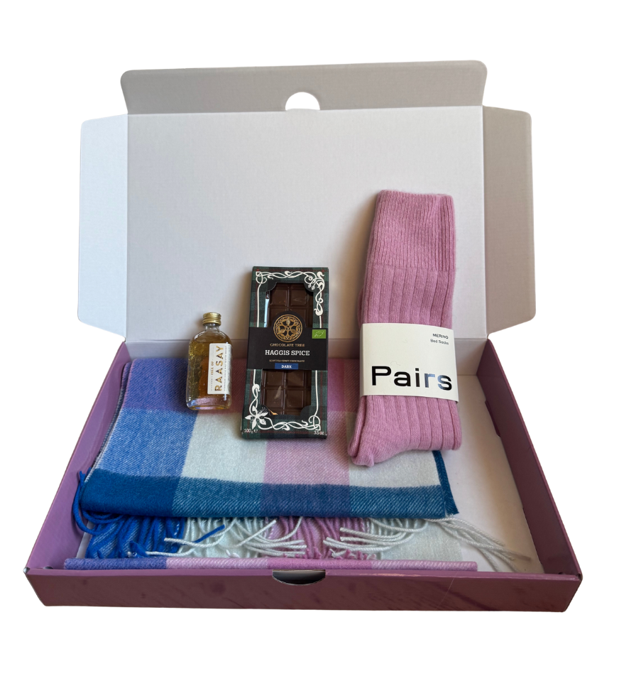 Scottish Gift Hamper – Pink Luxury Snuggle Box with Whisky & Chocolate