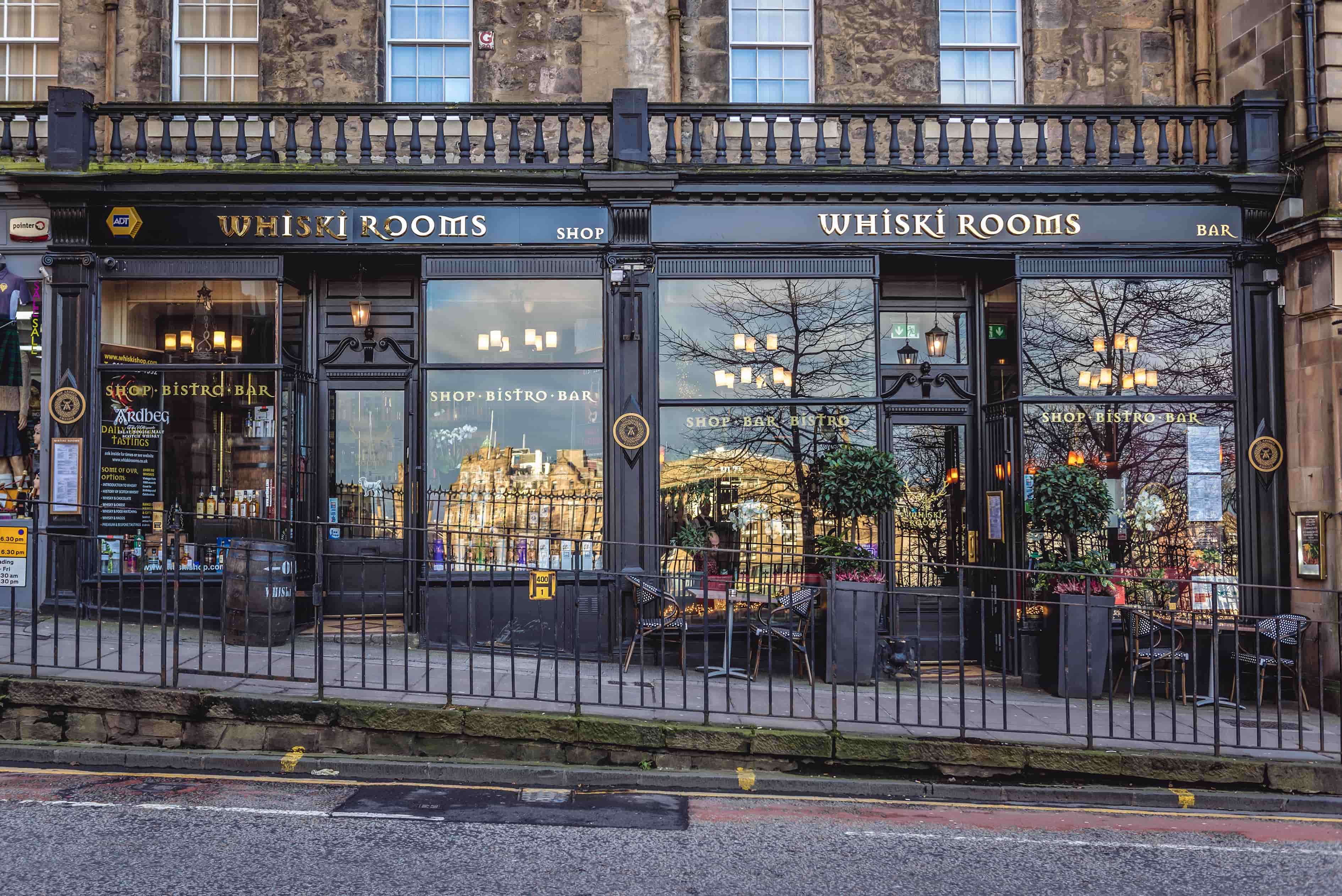 Whiski Shop in Edinburgh